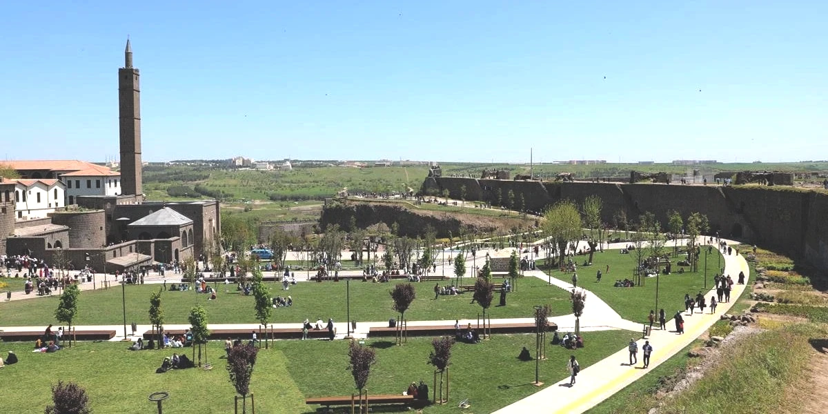 hz-suleyman-camii-diyarbakir-akustik.jpg